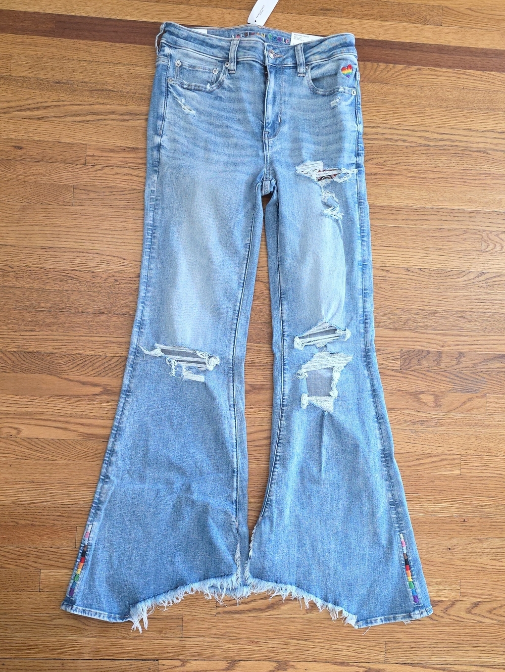 American Eagle Next Level Stretch Distressed Flare Jeans Rainbow Trim Size 6 Nwt
